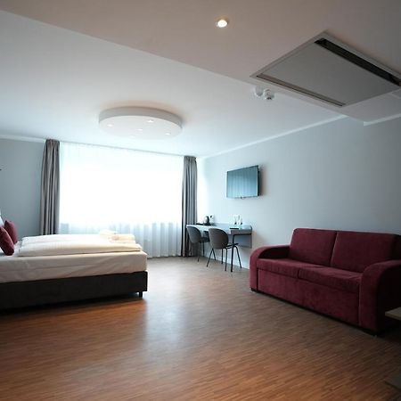 Boutique Kaiser - Hotel & Apartments Frankfurt am Main Luaran gambar