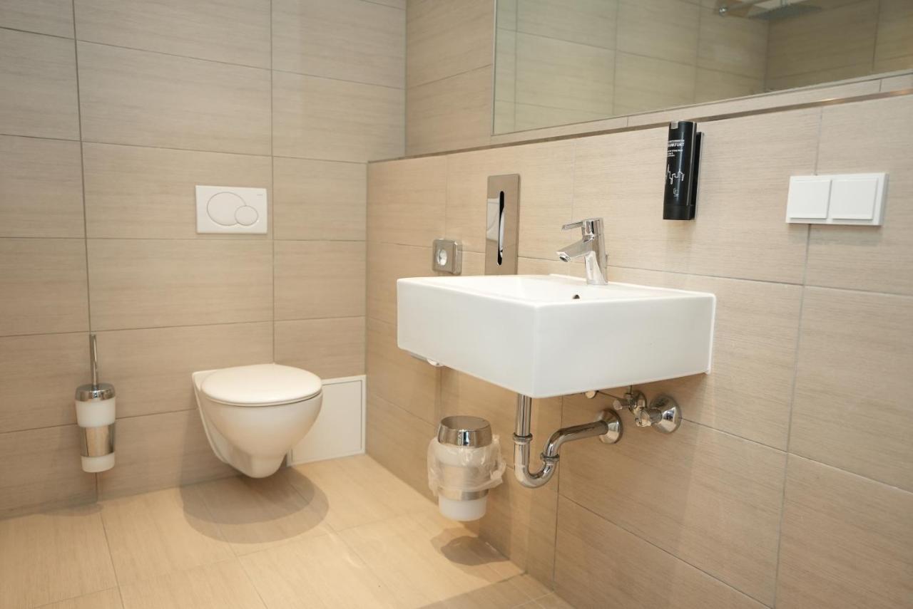 Boutique Kaiser - Hotel & Apartments Frankfurt am Main Luaran gambar